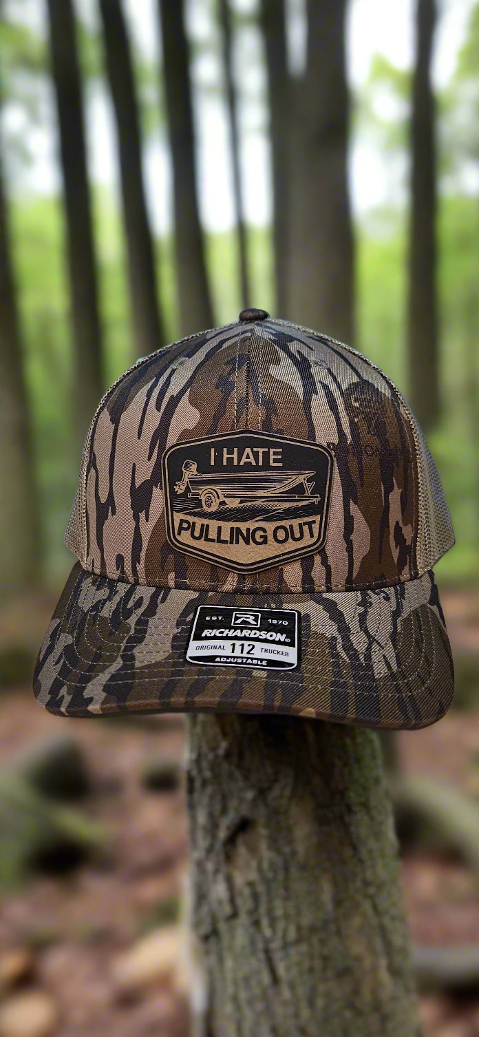 Bottomland Trucker hat with design