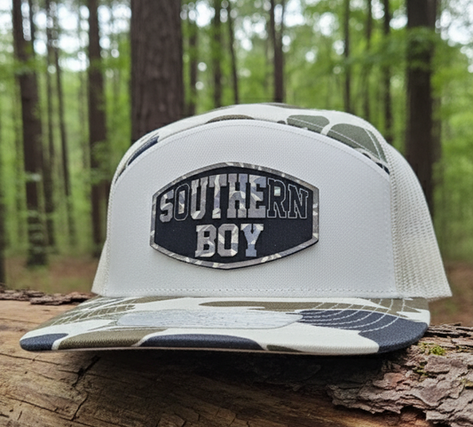 7-Panel Trucker Hat white camo